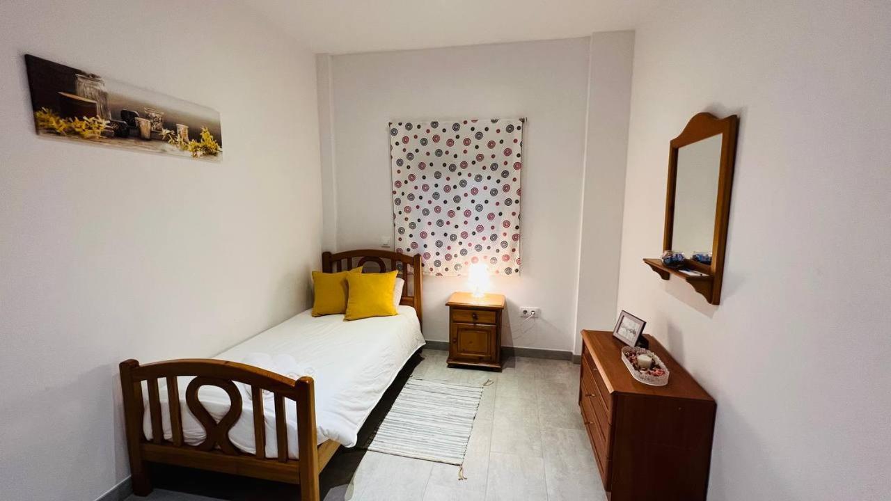 Habitacion En Virgen Del Rocio Séville Extérieur photo